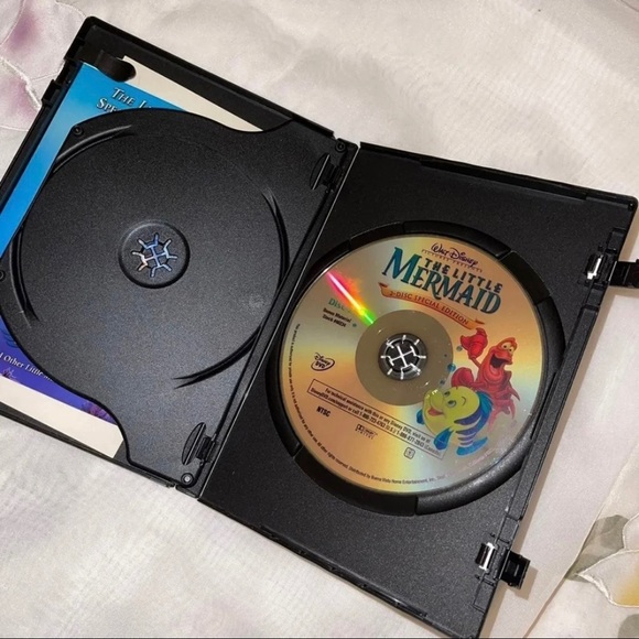 Disney The Little Mermaid DVD - Picture 5 of 5